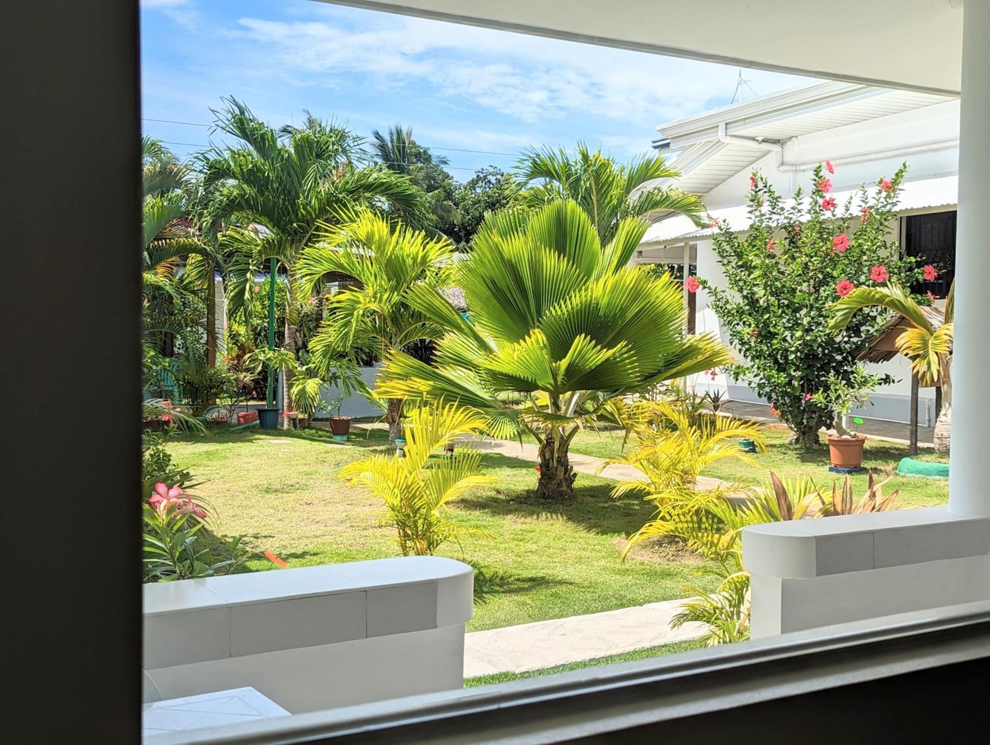 Astillo'S Guest Houses Moalboal Kamer foto